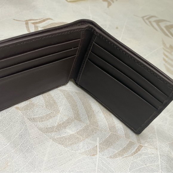 Coach Men’s wallet - Picture 1 of 7